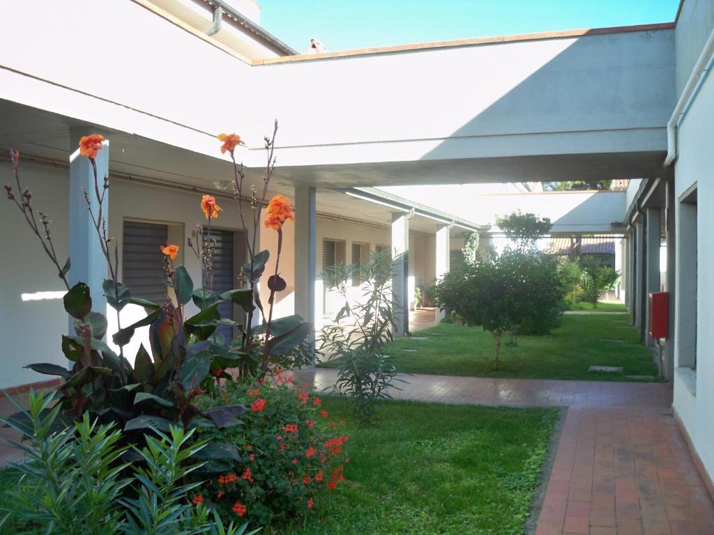 Rta Airone Aparthotel Ορμπετέλλο Εξωτερικό φωτογραφία